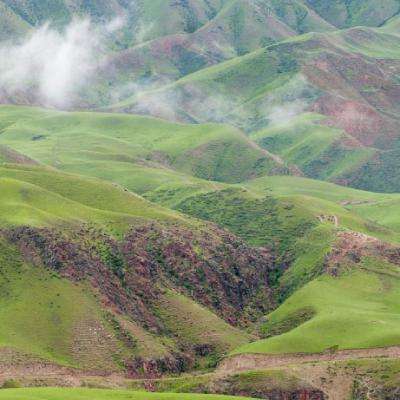 高温黄色预警继续！新疆吐鲁番盆地等地局部最高温可达40℃以上